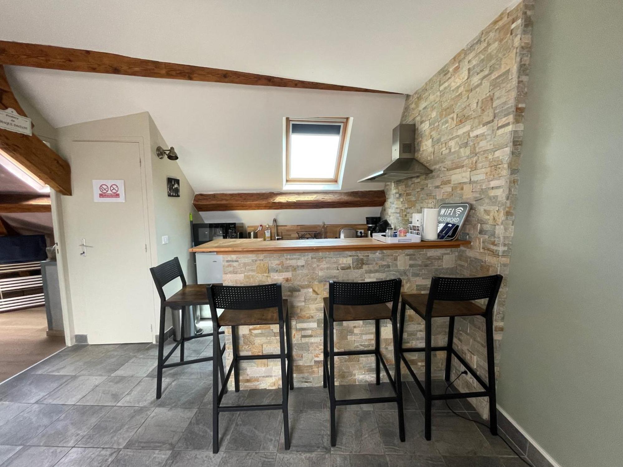 Les Combles De L Aure Grand Studio Cosy Confortable Classe 3 Etoiles Centre Bayeux 2 Mn A Pied Cathedrale Proche Plages Du Debarquement Zewnętrze zdjęcie