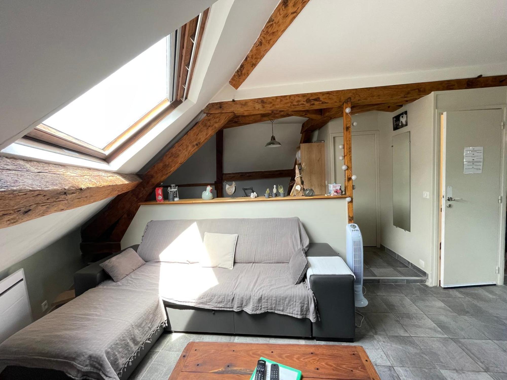 Les Combles De L Aure Grand Studio Cosy Confortable Classe 3 Etoiles Centre Bayeux 2 Mn A Pied Cathedrale Proche Plages Du Debarquement Zewnętrze zdjęcie