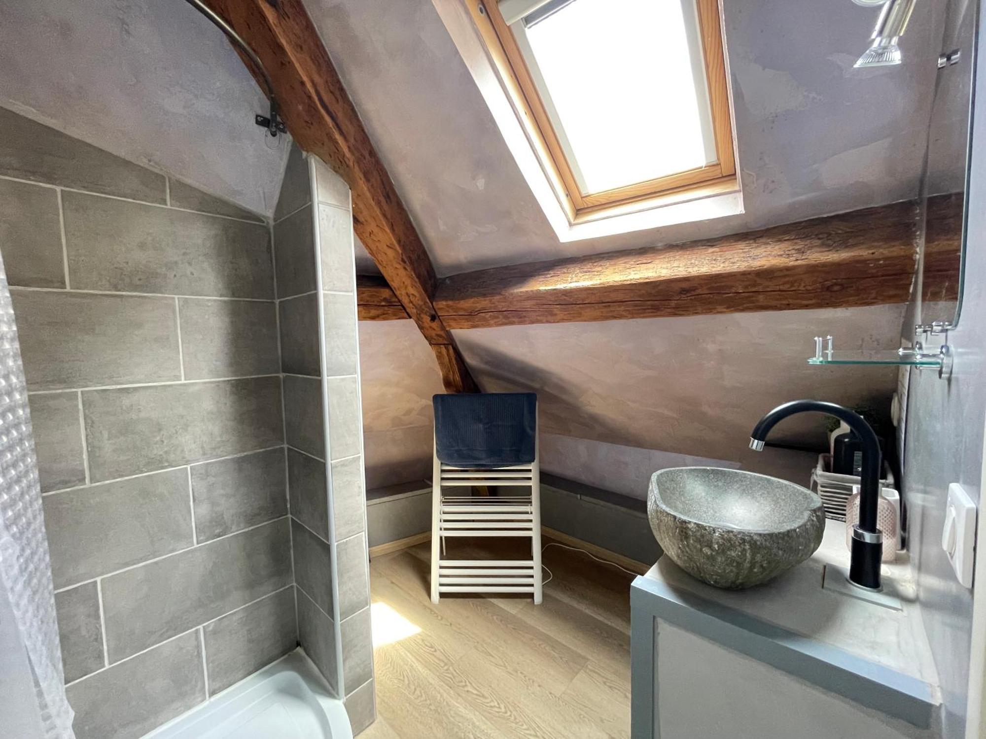 Les Combles De L Aure Grand Studio Cosy Confortable Classe 3 Etoiles Centre Bayeux 2 Mn A Pied Cathedrale Proche Plages Du Debarquement Zewnętrze zdjęcie